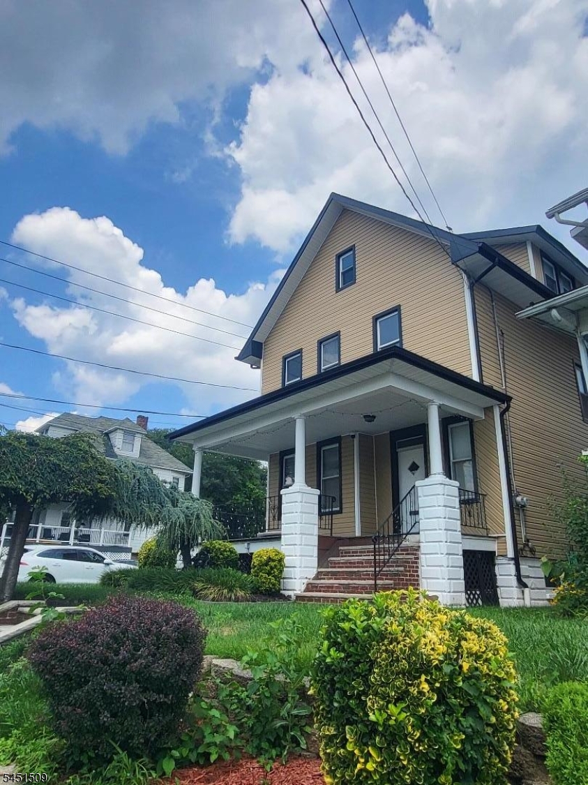 36 Van Houten Ave 2 Property Photo 1