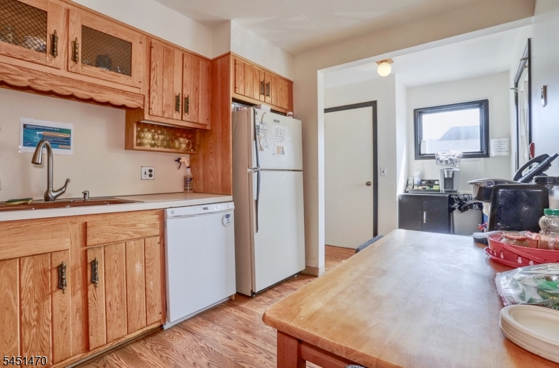 661 Franklin Ave Property Photo 21