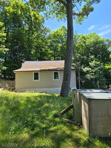 3 Carolina Ave Property Photo 14