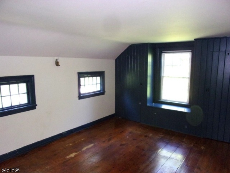56 Orton Rd Property Photo 6