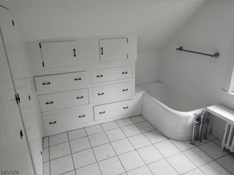 56 Orton Rd Property Photo 11