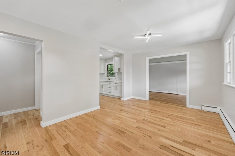 33 Lotz Ave Property Photo 16