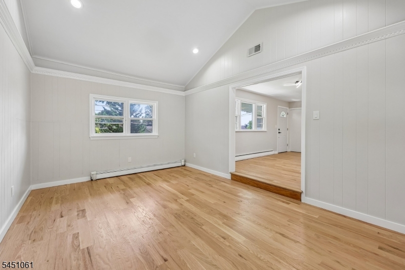 33 Lotz Ave Property Photo 19