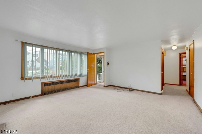 34 Berkeley Ave Property Photo 6