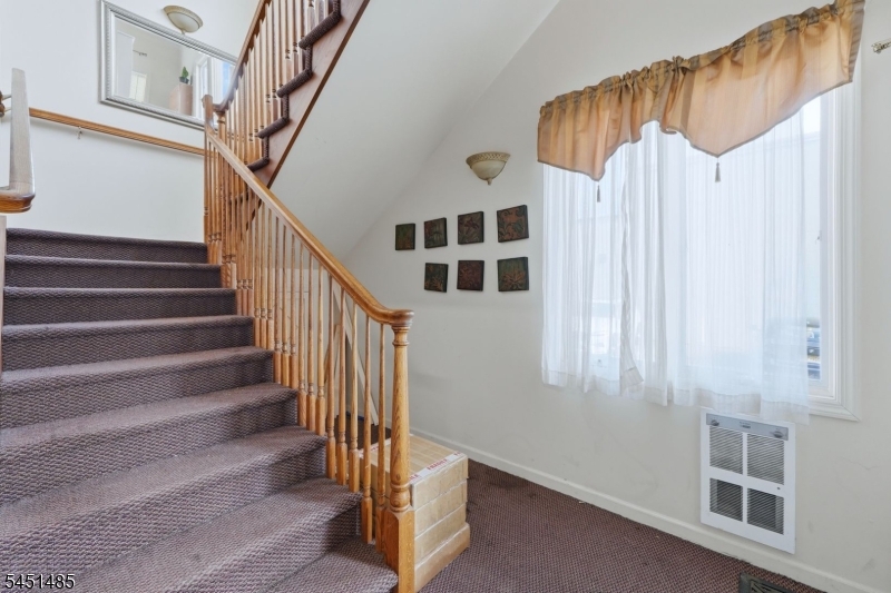 15 Wallington Ave Property Photo 21