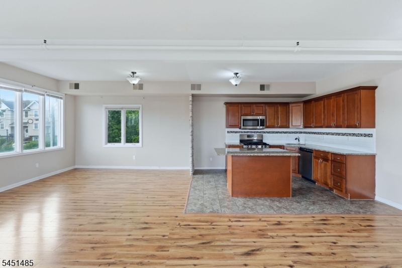 15 Wallington Ave Property Photo 28