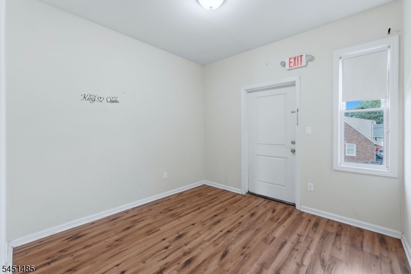 15 Wallington Ave Property Photo 31