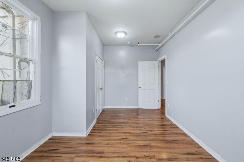 15 Wallington Ave Property Photo 41