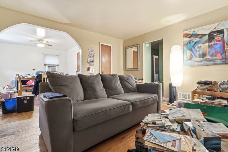 312 Stuyvesant Ave Property Photo 6