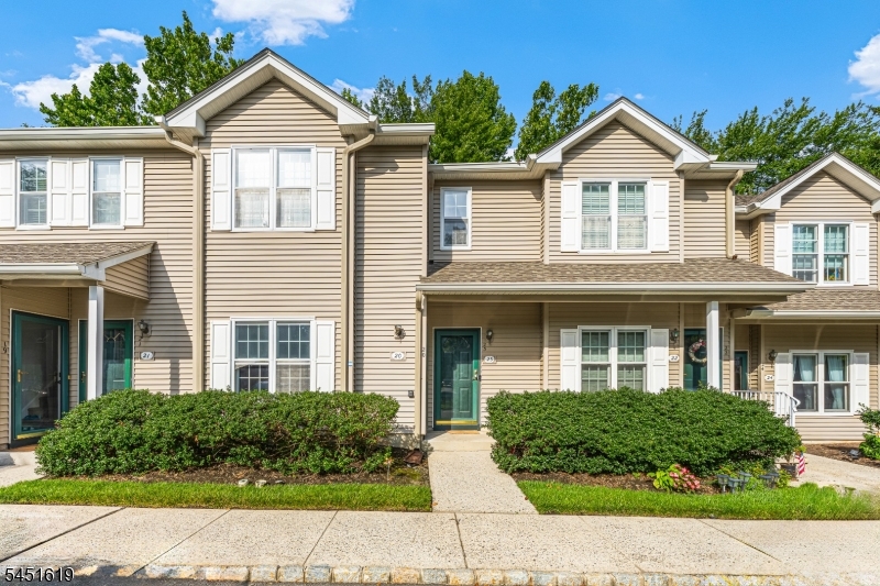 20 Mulford Ct Property Photo 2