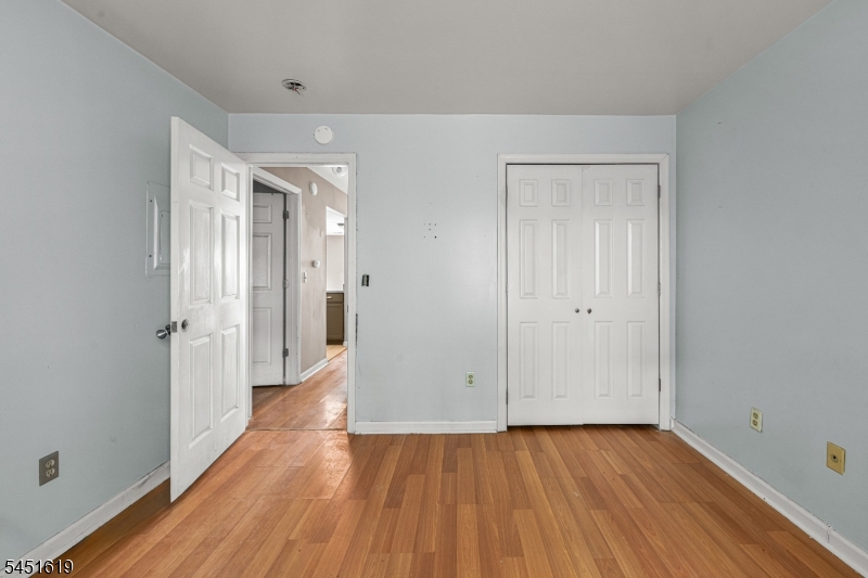 20 Mulford Ct Property Photo 8