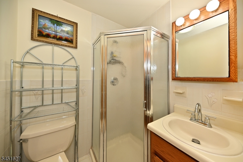 23 Ward St Property Photo 14
