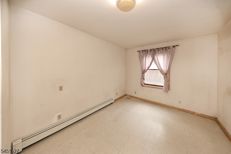 23 Ward St Property Photo 17