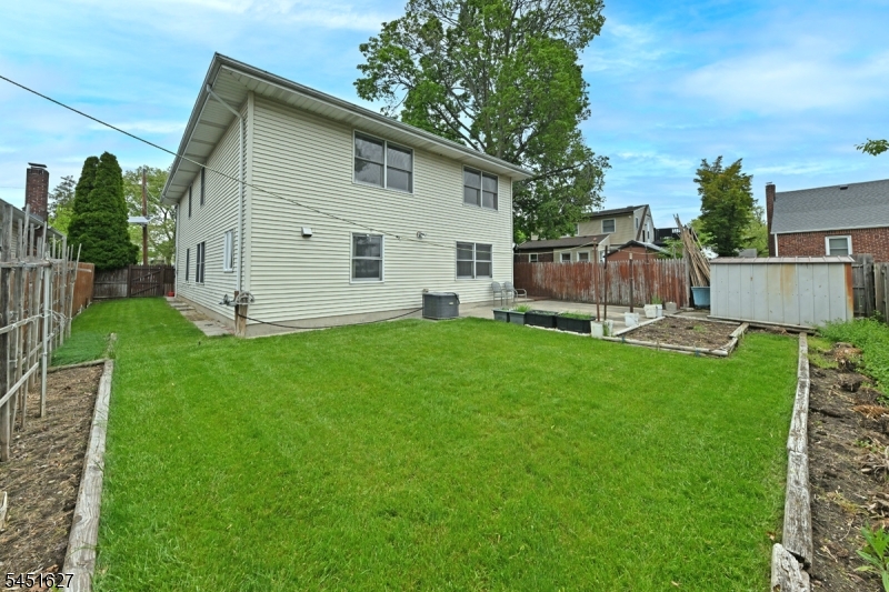 23 Ward St Property Photo 32