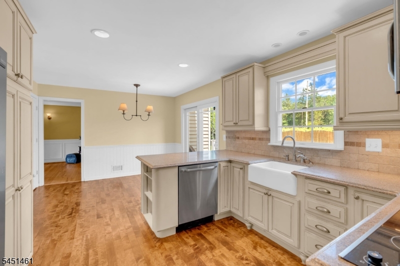452 Lenape Trl Property Photo 7