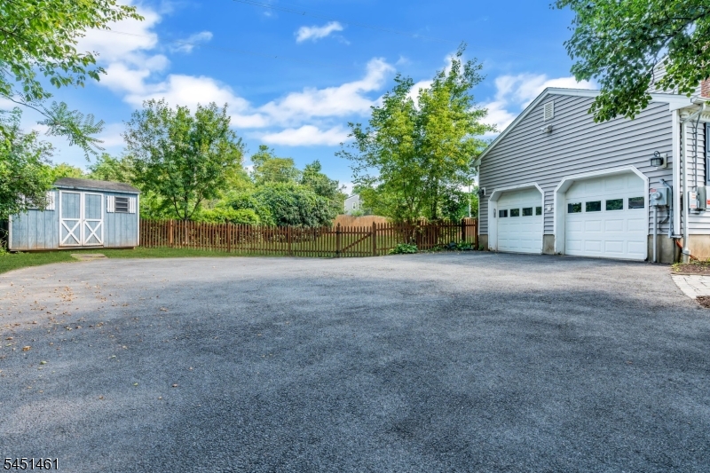 452 Lenape Trl Property Photo 45