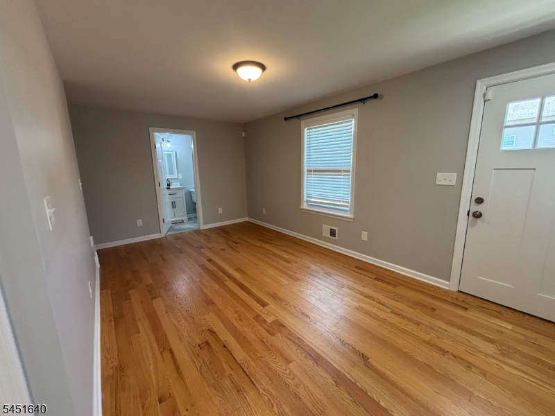 800 Drake Ave Property Photo 11