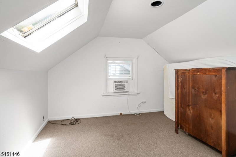 526 Grand Ave Property Photo 26