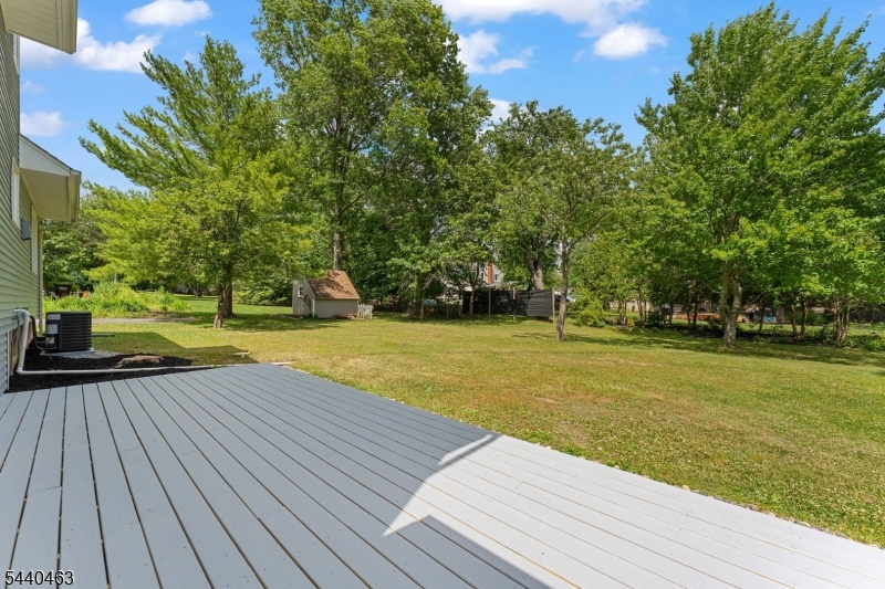 8 Crest Dr Property Photo 44