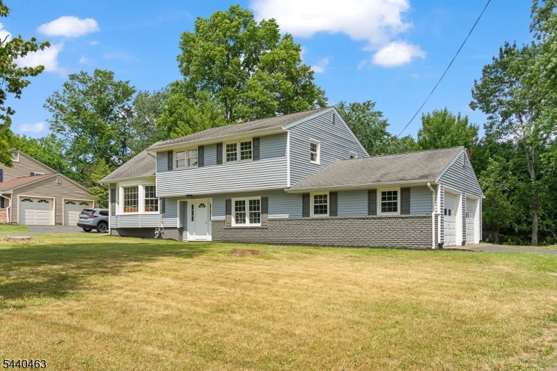8 Crest Dr Property Photo 50