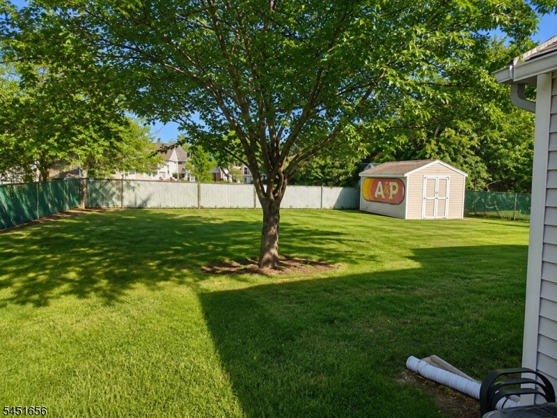 108 Greenlawn Ave Property Photo 7