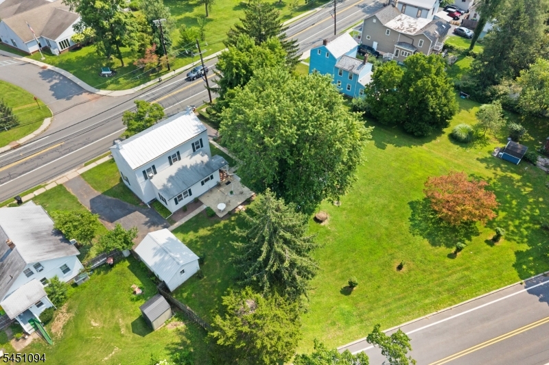 65 Washington St Property Photo 24