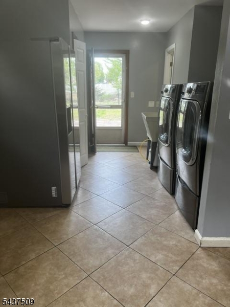 42 Edgewood Ter Property Photo 5