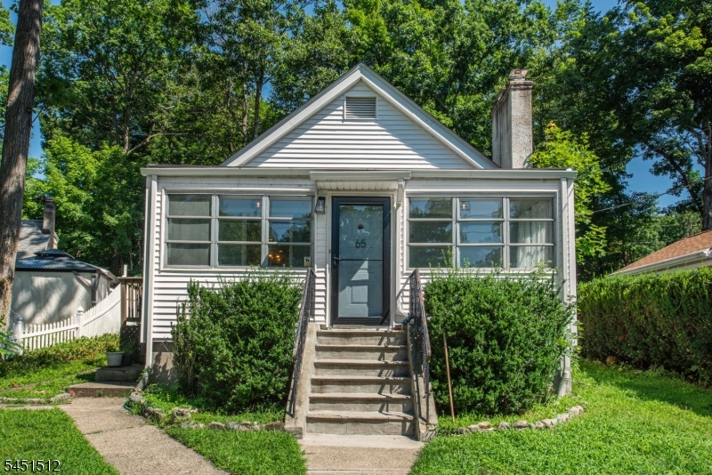 65 Kraft Pl Property Photo 1