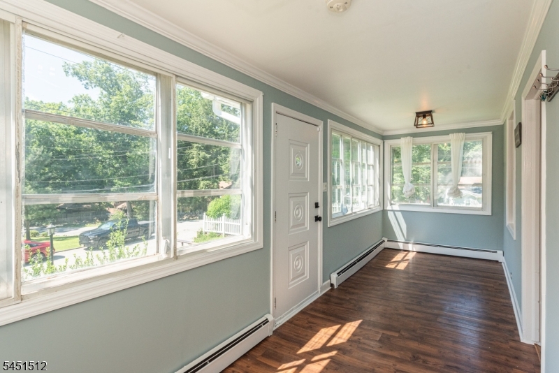 65 Kraft Pl Property Photo 3