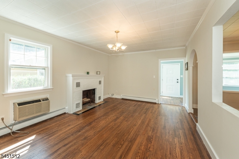 65 Kraft Pl Property Photo 5