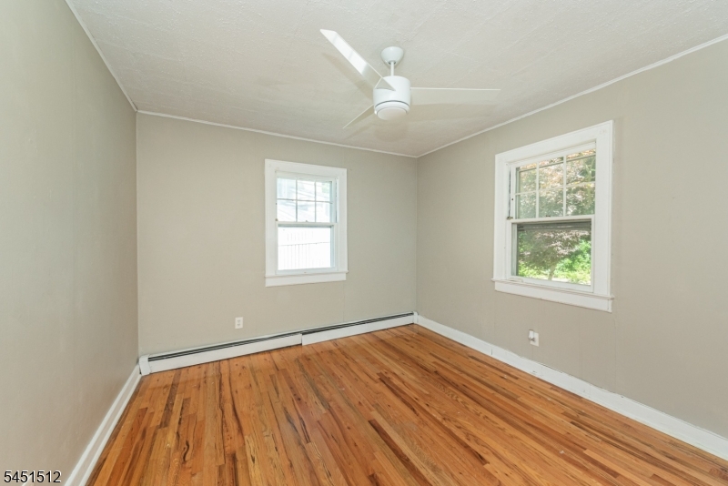 65 Kraft Pl Property Photo 12