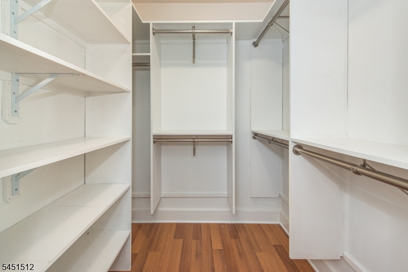 65 Kraft Pl Property Photo 13
