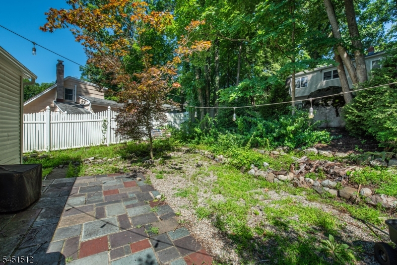 65 Kraft Pl Property Photo 20