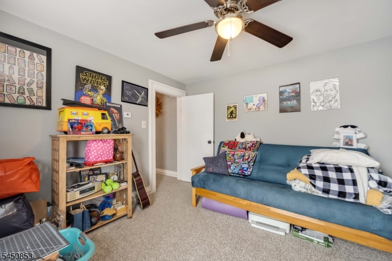 412 Pursel St Property Photo 19