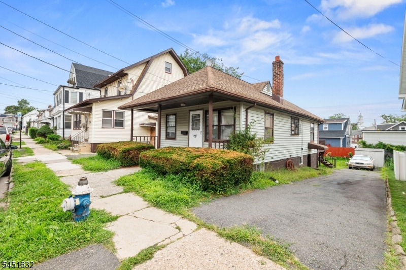 32 Grant Pl Property Photo 2