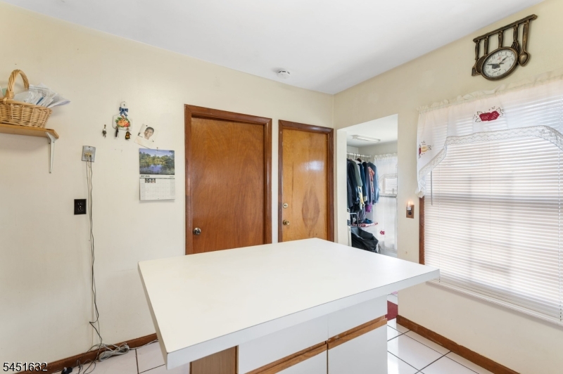 32 Grant Pl Property Photo 6