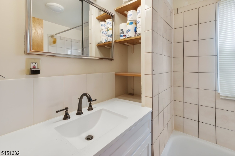 32 Grant Pl Property Photo 9