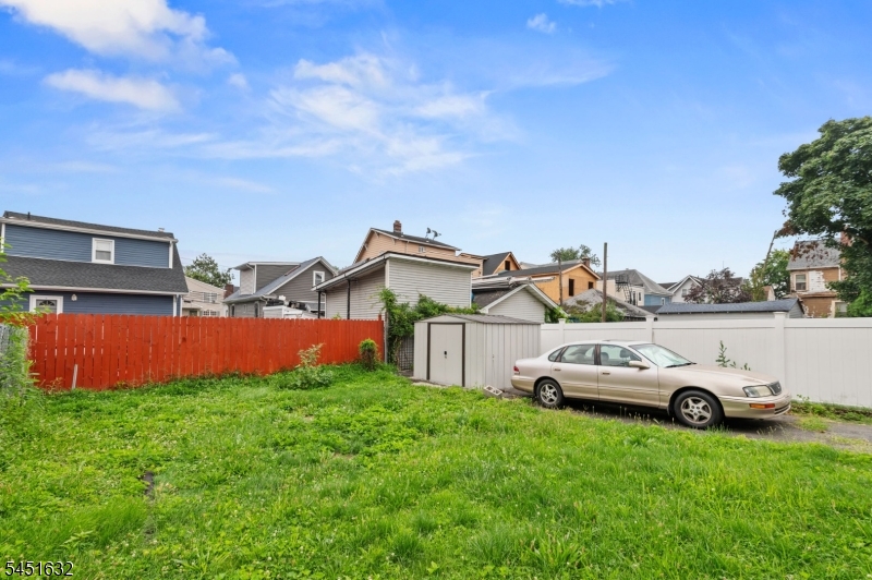 32 Grant Pl Property Photo 12