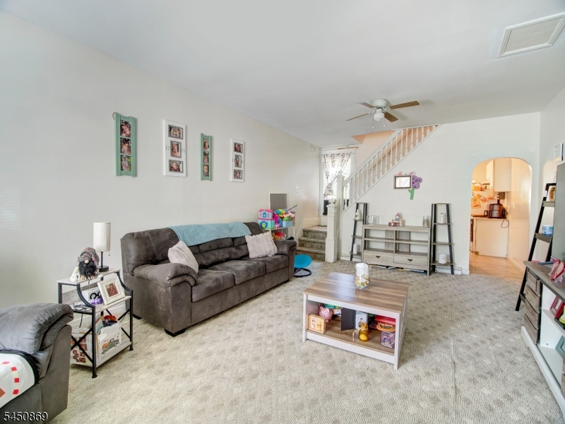 7 Davis St Property Photo 10