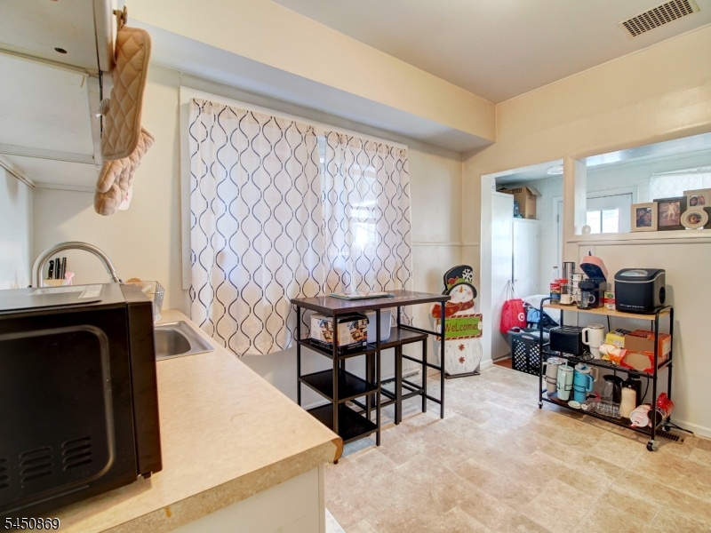 7 Davis St Property Photo 14