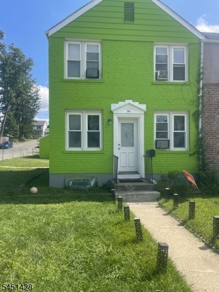 54 Parker St Property Photo 1