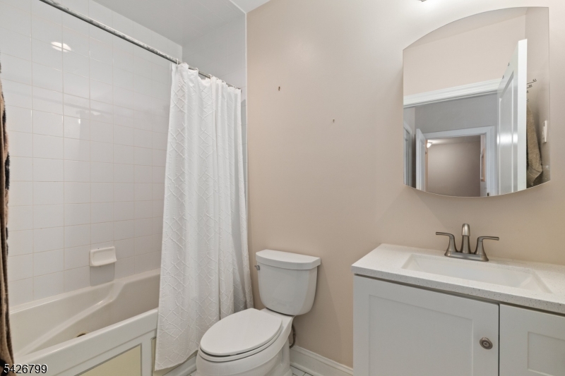 43 Manchester Ct Property Photo 18