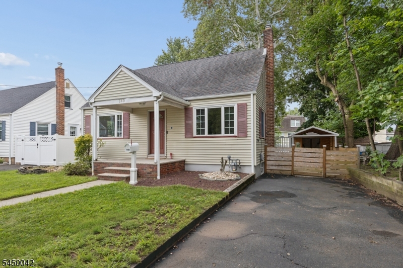 149 Severin Ct Property Photo 2