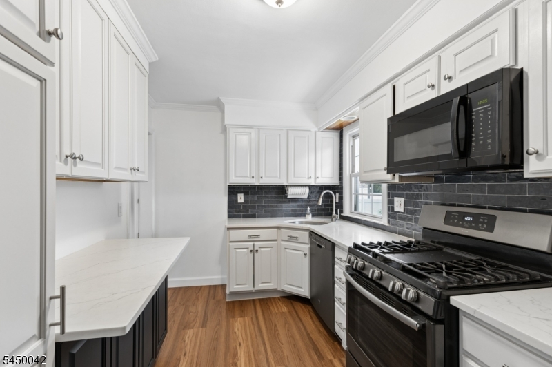 149 Severin Ct Property Photo 5