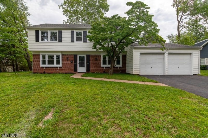 4 Overbrook Rd Property Photo 1