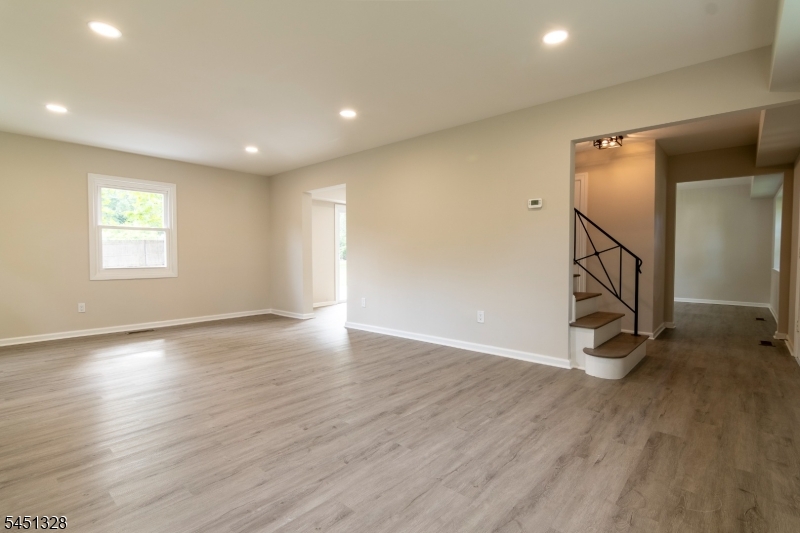 4 Overbrook Rd Property Photo 4