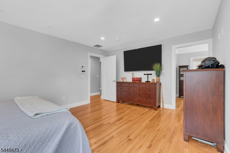 35 Castle Way Property Photo 21