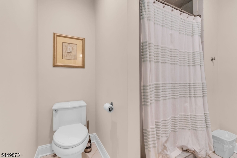 35 Castle Way Property Photo 25
