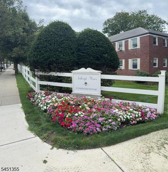 349 Bloomfield Ave 25 Property Photo 1