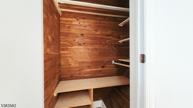 409 Market St 2 Property Photo 6